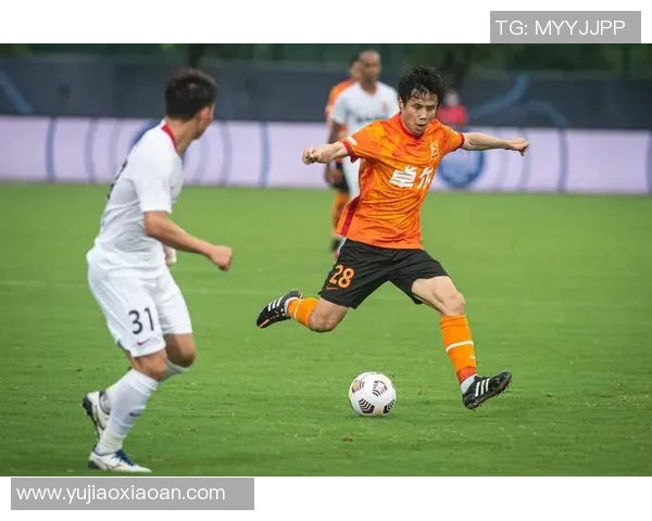 武汉足球队的蜕变之路:从传统到现代的全新纪实探索